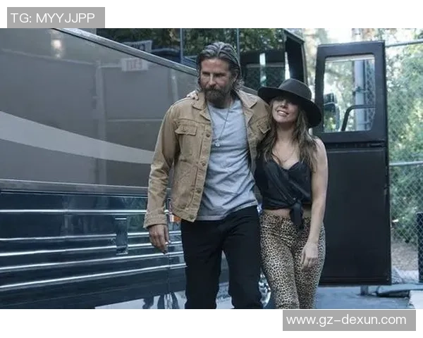 足球巨星与流行歌手的精彩瞬间合集视频分享